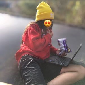 Meet your Posher, Deanna